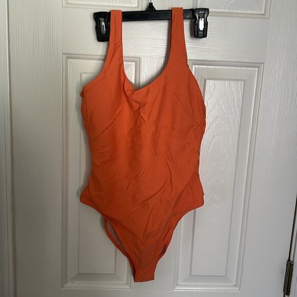 Gymshark one piece size S - Picture 3 of 5